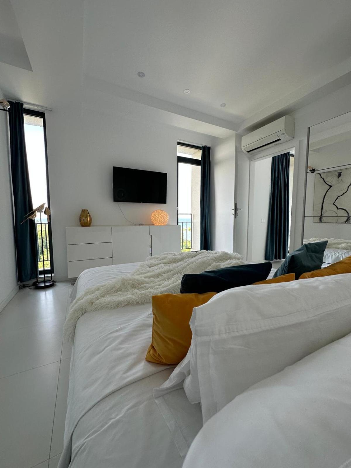 Donna Alba Seaview Penthouse, Casa Ta De Pe Plaja Lägenhet Neptun Exteriör bild