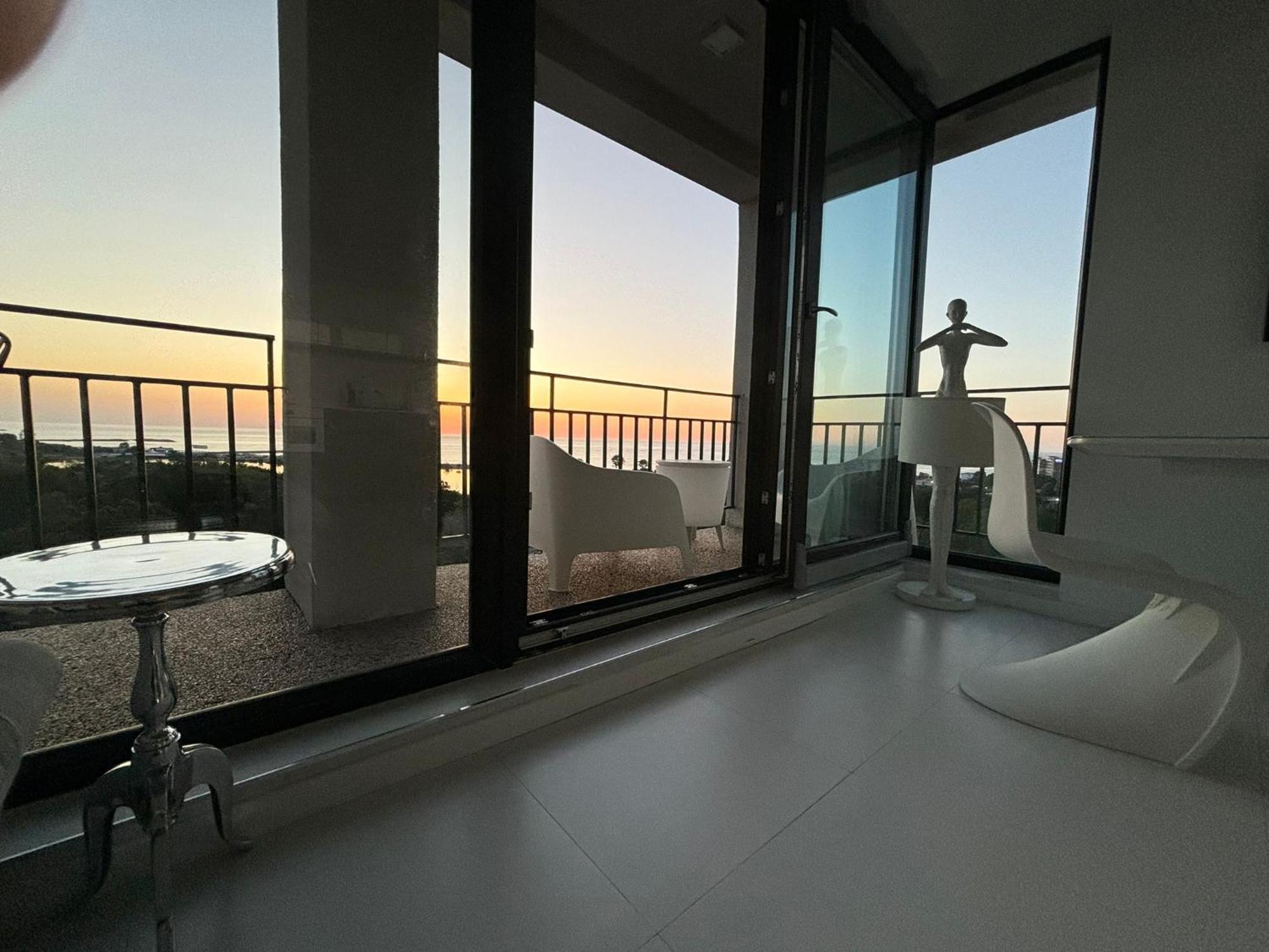 Donna Alba Seaview Penthouse, Casa Ta De Pe Plaja Lägenhet Neptun Exteriör bild